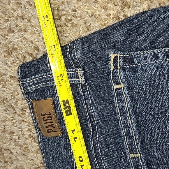 PAIGE Hoxton Ankle Jeans with Classic Design - Picture 5 of 8